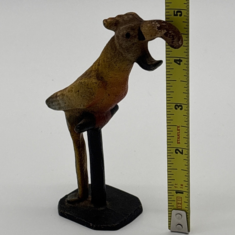 Vintage Cast Iron Parrot on Perch Bottle Opener Figural Bird Barware - Picture 8 of 8